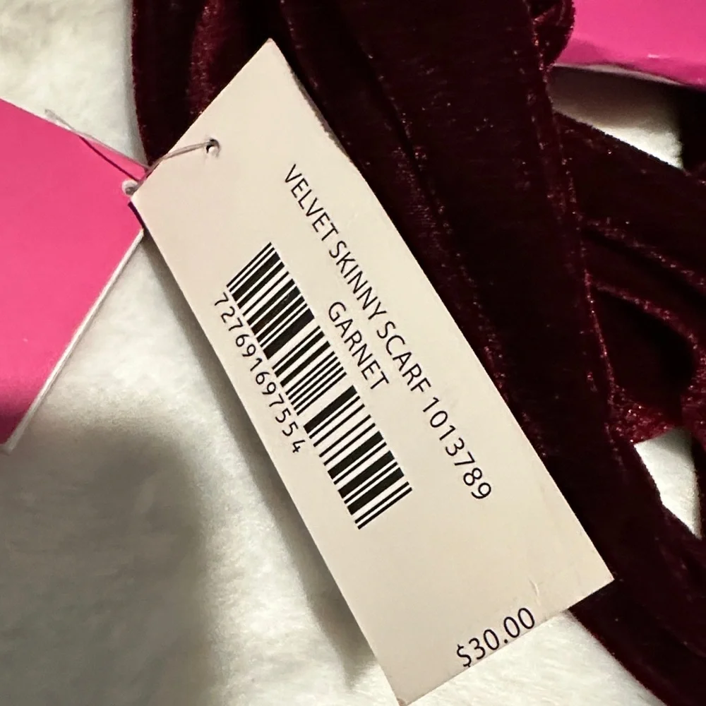 NWT Naturalizer Velvet Garnet Skinny Scarf